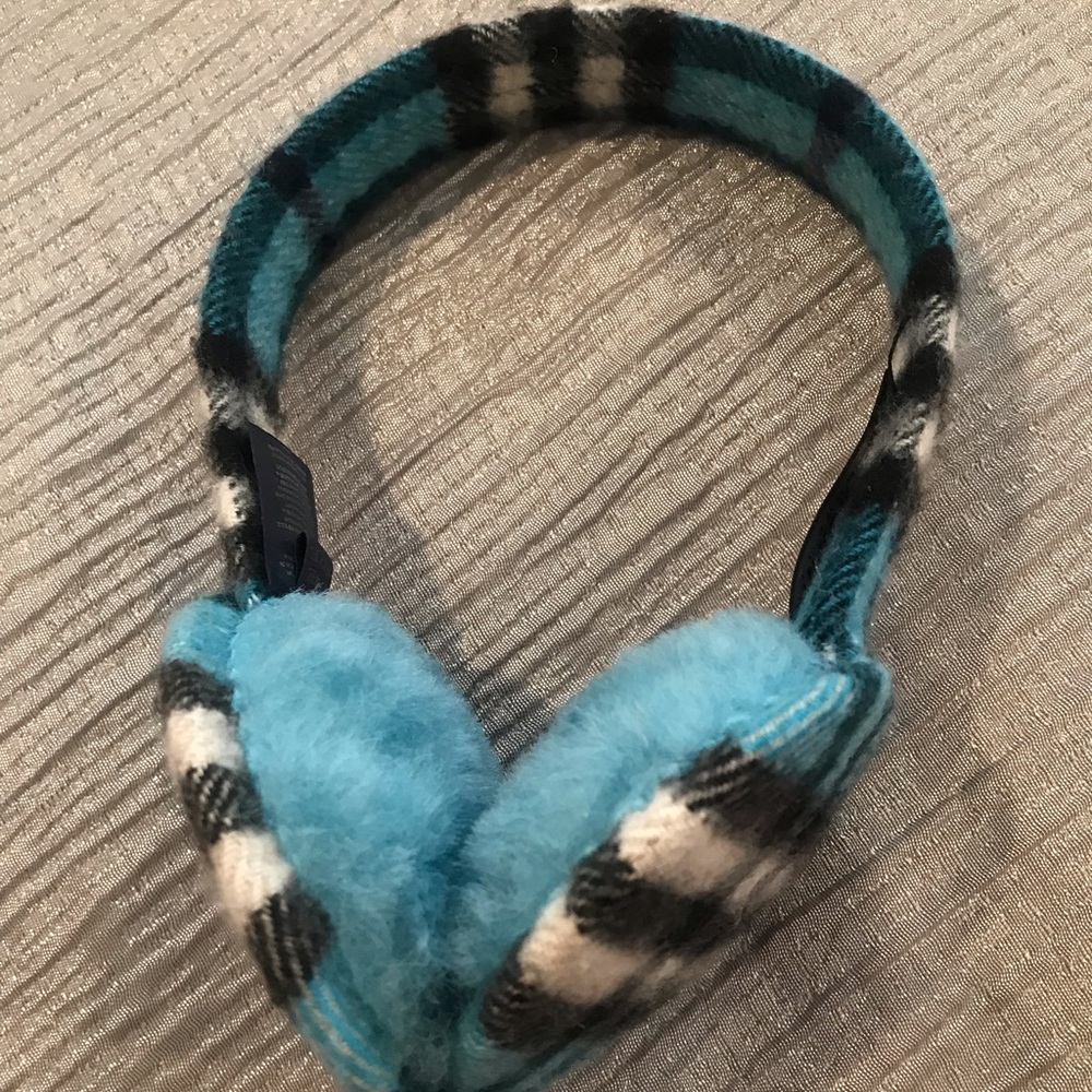 Burberry turquoise earmuffs perfect condition